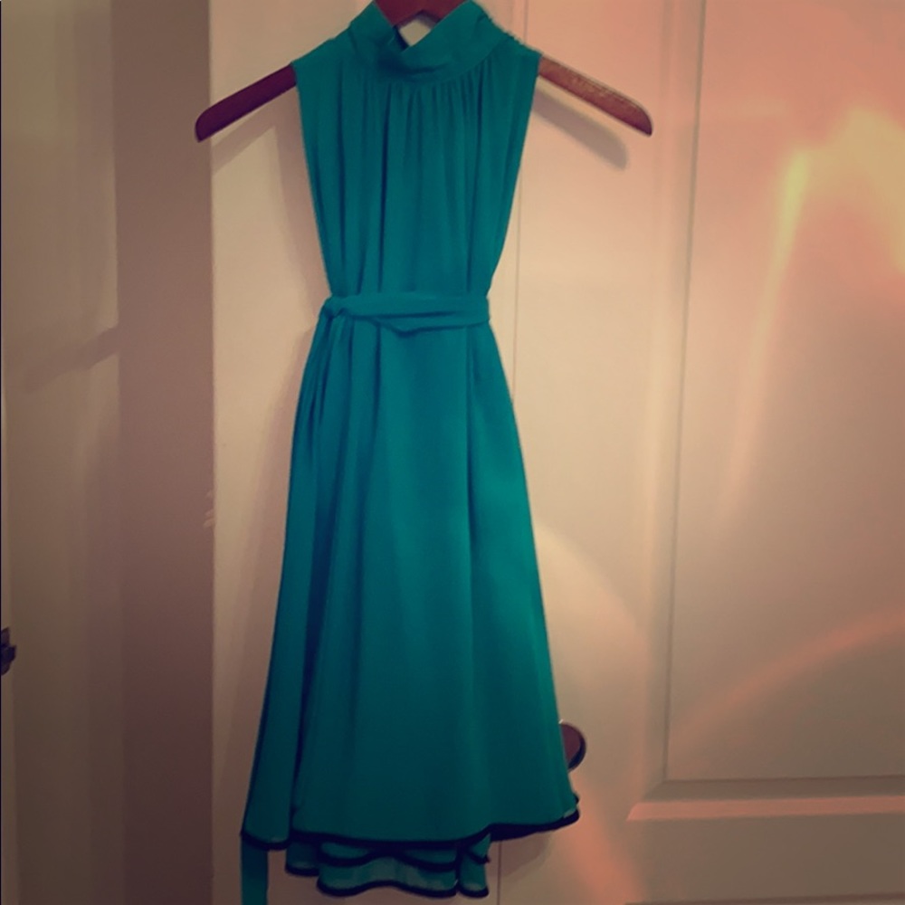Elegant Teal Sleeveless Dress
